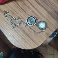 ساعت گردنی. دوعدد با زنجیر