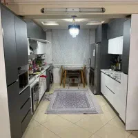 آپارتمان / ۱۰۰ متری / فول امکانات /  خ نبرد شمالی