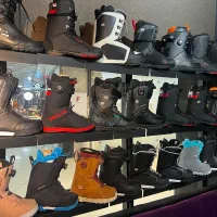 کفش اکبند از سایزهای ۳۶ به بالا بوت اسنوبرد