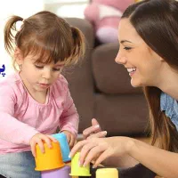پرستار کودک ۴ ساله