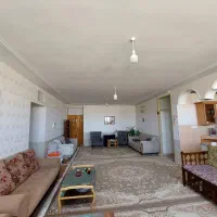 آپارتمان ۱۵۰ متر / طبقه اول / بلوار استقلال|فروش آپارتمان|آباده, |دیوار