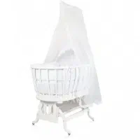 گهواره چوبی راش خارجی رنگ سفید با رخت خواب