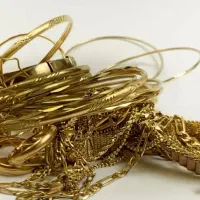 32گرم النگو طلا دست دوم شکسته