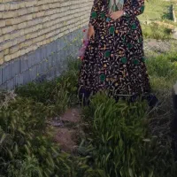 لباس محلی تمیز و نو فقط دو بار پوشیده شده