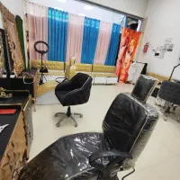 وسایل سالن زیبایی سلنا|آرایشگاه و سالنهای زیبایی|هشتگرد, شهرک گلها|دیوار