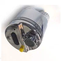 سرشیر آب هوشمند با چشمی اتوماتیک نقره‌ای