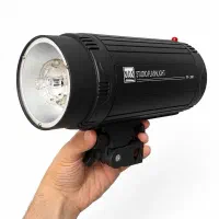 فلاش استودیویی عکاسی