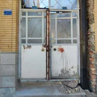 درب پارکینگ و ورودی