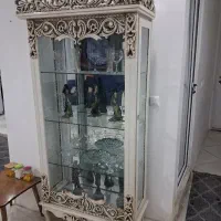 بوفه تاج دار