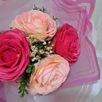 دسته گل مصنوعی ۴ شاخه رز