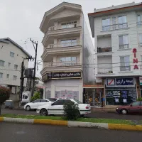 ساختمان-نو-ساز-سه-طبقه-یکجا-ویک-مغازه-تجاری
