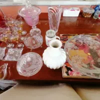 ظروف شیشه مهمانی و دکوری