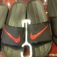 دمپایی|کیف، کفش، کمربند|شیراز, سیاه سنگ|دیوار