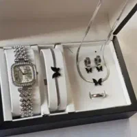 ست زنانه ساعت و دستبند ودستبند حلقه و... کاملا نو