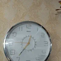 ساعت دیواری