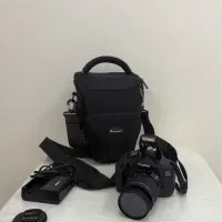 دوربین Canon 2000D تمیز و کم‌کارکرد