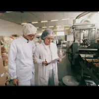 کارگر ساده آقاو خانم محیط اکثراجدا تولید بسته بندی