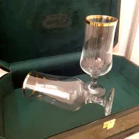 ۱۸ عدد گیلاس