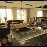 ۱۹۲ متر تاپ لوکیشن چسبیده به مترو و بازار