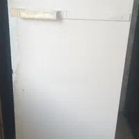 یخچال کارکرده قدیمی بسیارتمیزتاحالاخرابی نداشته|یخچال و فریزر|تهران, مینای جنوبی|دیوار