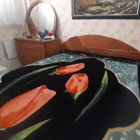 تخت خواب به همراه خوشخواب و آئینه دراور