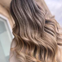 مدل آمبره|خدمات آرایشگری و زیبایی|رشت, دیلمان|دیوار