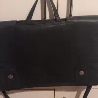 کیف اداری مهندسی یا دانشجویی زنانه چرم سورمه ای