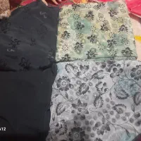 تعدادی چادررنگی وچادرمشکی گلداروساده