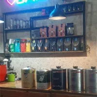 استند