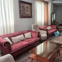 ست مبلمان ۷ نفره رنگ کرم و زرشکی