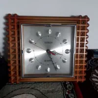 ساعت دیواری خیلی قدیمی(تایمس)