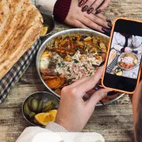 کار در کافه