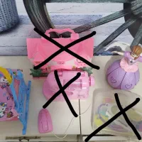 تعدادی اسباب بازی سالم قیمت پایین