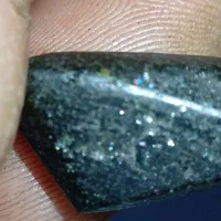 سنگ سیاه براق