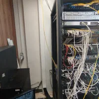 تکنیسین برق دوربین مداربسته