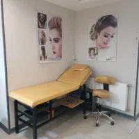 اجاره لاین خدمات و آموزش زیبایی|اجارهٔ دفتر کار، اتاق اداری، مطب|اصفهان, باب الدشت|دیوار