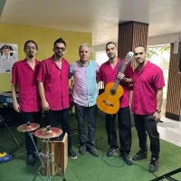 سورپرایز تولد گروه موسیقی سوپرایز رویال تهران