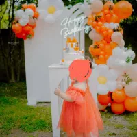 لباس مناسب دو سال نو فقط واسه عکاسی پوشیده شده|کفش و لباس بچه|کلاردشت, |دیوار