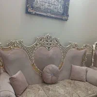 مبل هفت نفره با یک جلو مبلی بزرگ