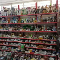 گلدان‌های قاجاری و چراغ نفتی|کلکسیون اشیاء عتیقه|قم, هفت تیر|دیوار