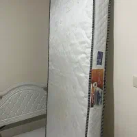 تخت.تشک طبی|تخت و سرویس خواب|شاهین‌شهر, شهرک گلدیس|دیوار