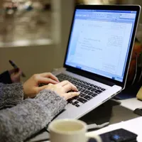 کافی نت آنلاین تایپ ویراستاری و طراحی