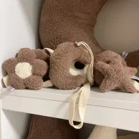 عروسک و کوسن|اسباب‌بازی بچه|اراک, |دیوار