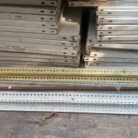 استند قفسه وسط دو طرفه و قفسه های پیچ و مهره ای