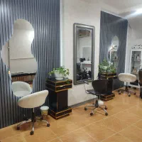 استخدام  نیرو در سالن زیبای