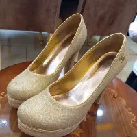 کفش مجلسی طلایی