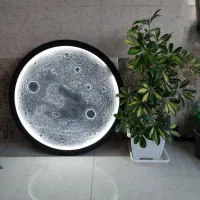 چراغ مطالعه ماه