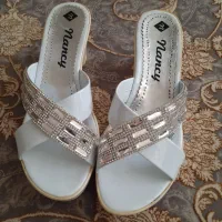 صندل|کیف، کفش، کمربند|اصفهان, مصلی|دیوار