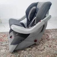 صندلی کودک خودرو