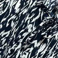 لباس|لباس|تهران, باغ خزانه|دیوار